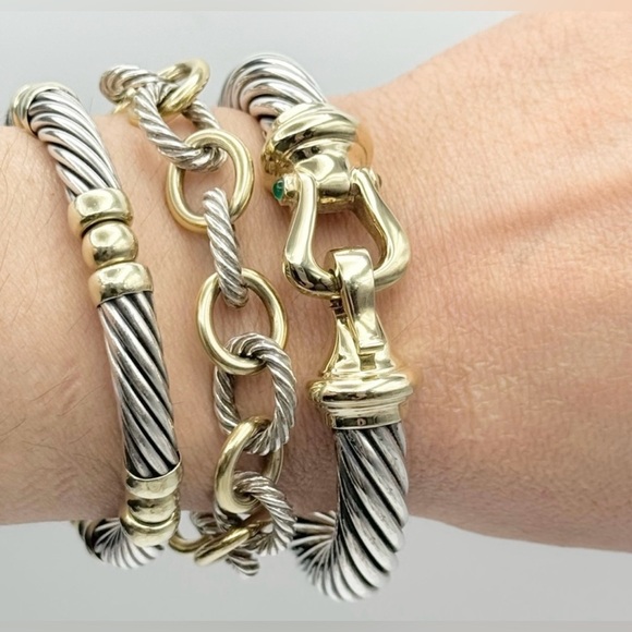 David Yurman 10mm Gold Buckle Bracelet With Garnet And Green Onyx - Picture 6 of 9